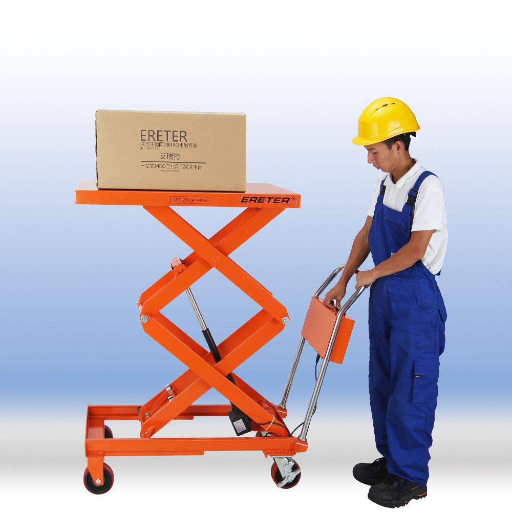 Double scissor lifting platform trucks